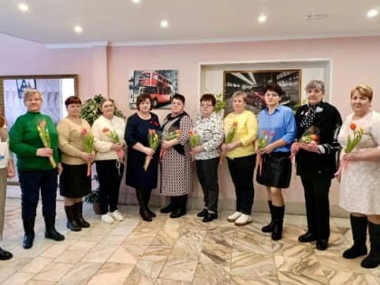 Фонд «Защитники Отечества» поздравил своих подопечных с Международным женским днём