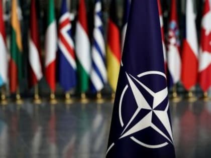 США могут дать Киеву финансовую помощь, чтобы Украина смирилась с потерей территорий