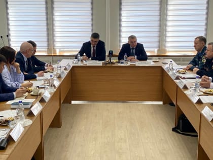 Вопросы обеспечения региональной безопасности обсудили на традиционной встрече  Губернатора  с  представителями отраслевого бизнеса.