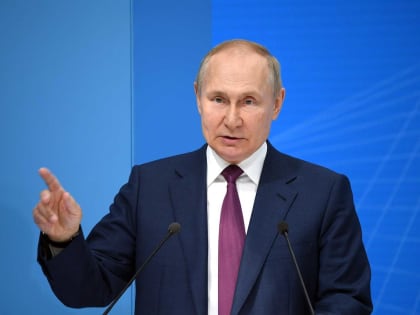 «Московский Комсомолец»: Владимир Путин намекнул на раздел Украины и отправил переговорный мяч Западу