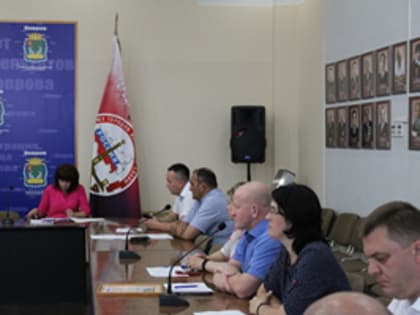 В администрации города состоялось заседание совета народных депутатов