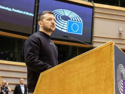 Зеленский обвинил Запад в медленном предоставлении гарантий безопасности для Киева