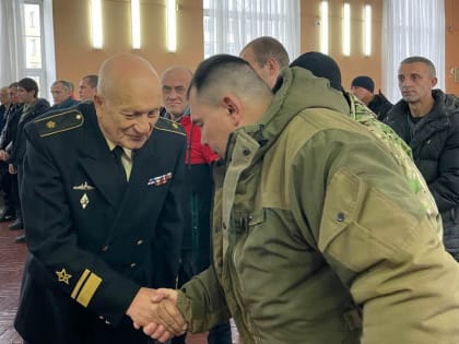 Более 20 владимирцев отправились на военную службу по контракту