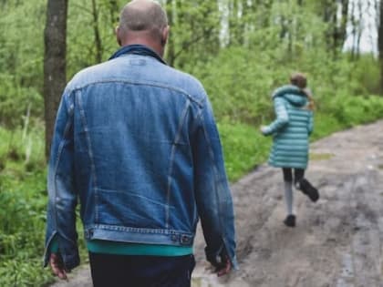 В Петушинском районе уроженец Таджикистана напал на 13-летнюю девочку недалеко от ее дома