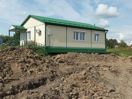Во Владимирской области фельдшерско-акушерский пункт в селе Зиновьево никак не могут «достроить»