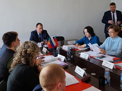 Отчёт главы принят единогласно