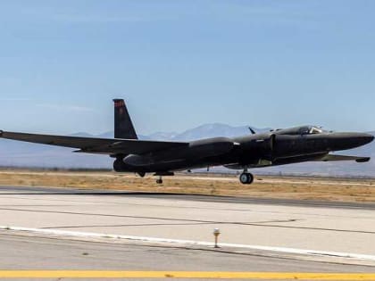 Американский самолет-разведчик U-2 ВВС совершил первый полет с обновленной авионикой