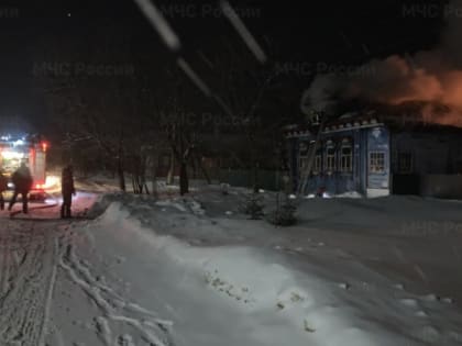 В Камешковском районе пожар охватил частный жилой дом