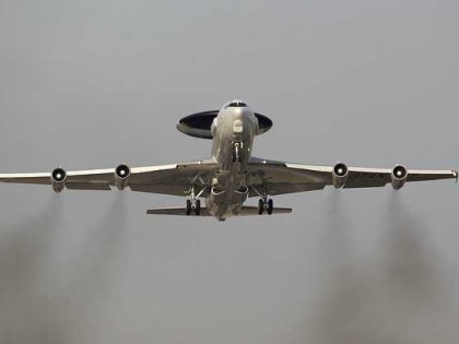 Самолеты-разведчики НАТО могут стать законной целью для систем ПВО и ВВС