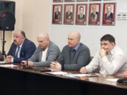 Депутаты Горсовета обсудили создание картинной галереи, развитие пулевого спорта и другие вопросы