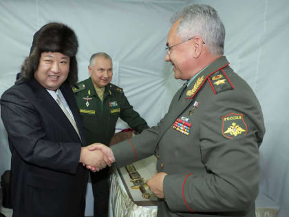 Посол РФ поделился, что размер ушанки в подарок Ким Чен Ыну подбирали по фото