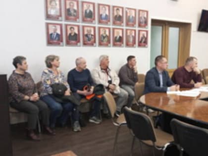 Депутаты рассмотрели вопросы жилищно-коммунального хозяйства города