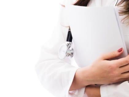 Будет меньше бумажек: медикам сократят количество необходимой для заполнения документации