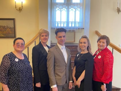 Делегация из Гусь-Хрустального – на торжественной церемонии чествования лучших педагогов области