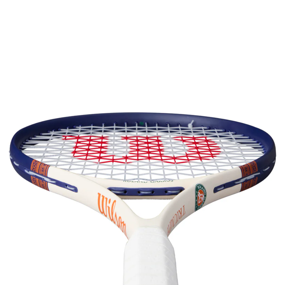 WILSON TENNIS RACQUET ROLAND GARROS TRIUMPH 2026 (PRE-STRUNG)