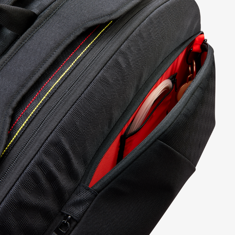 WILSON PRO STAFF CLASSIC RACQUET BAG(6PACK) BLACK