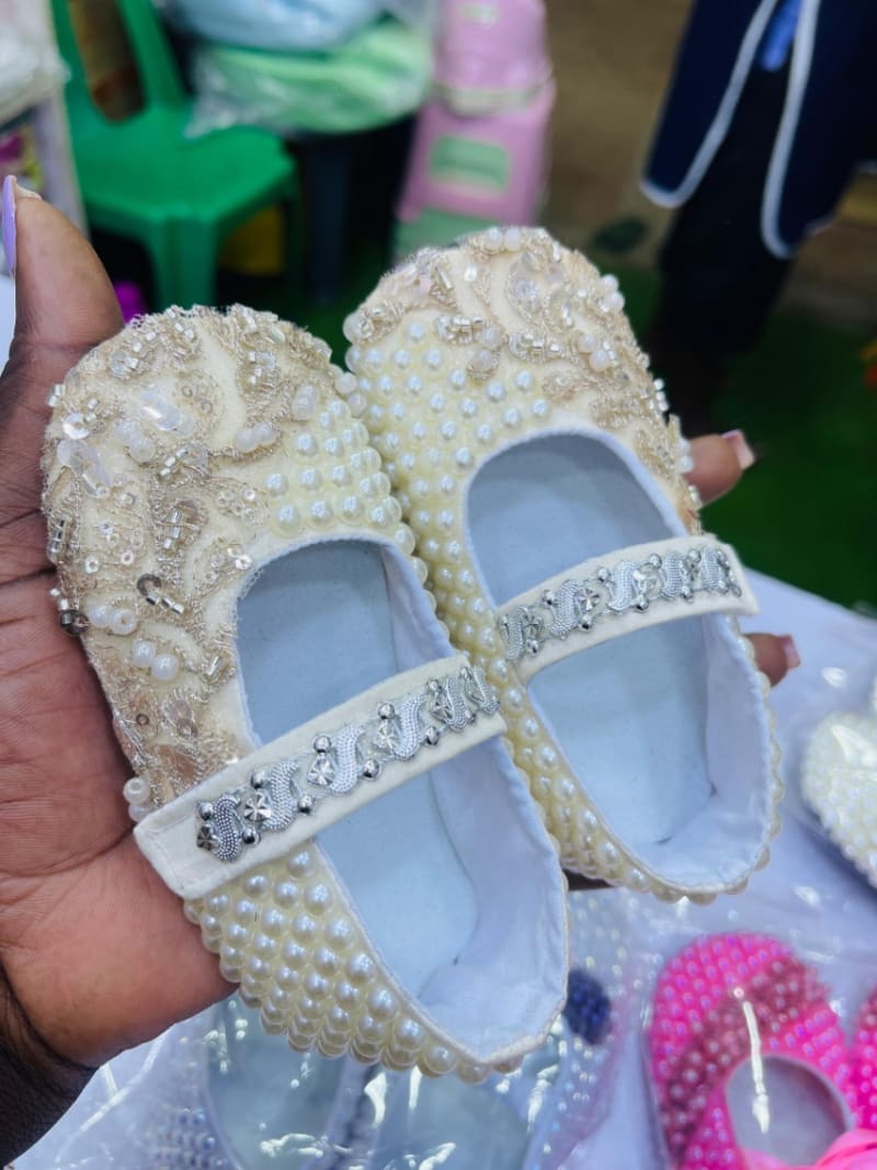 Girl baby shoes