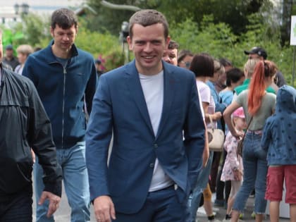 Мэр Новосибирска рассказал о сбежавшей кошке на дне рождения зоопарка