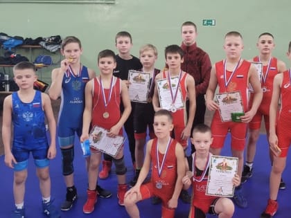 Борцы из Искитима стали победителями турнира в Бердске