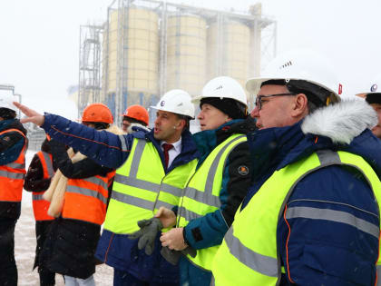 Губернатор Томской области Владимир Мазур провел выездное совещание на промышленной площадке АО Туганский горно-обогатительный комбинат «Ильменит»