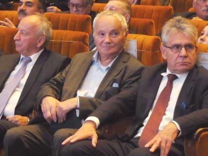 Отношения власти с наукой не обошлись без РАН