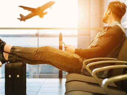 В Новосибирске прокуратура начала проверку после десятичасовой задержки самолета Новосибирск-Таиланд