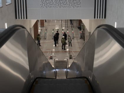 Новые голоса будут объявлять станции метро после открытия «Спортивной»