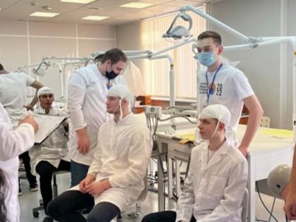 Студенческую олимпиаду по хирургической стоматологии возобновили в университете после двухлетнего перерыва