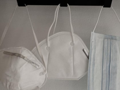 В Новосибирской области порекомендовали носить маски до середины весны