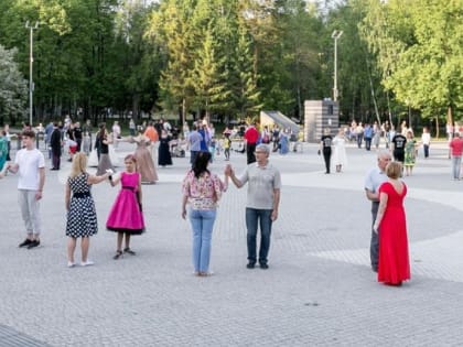 Светские танцы будут устраивать в Центральном парке каждую среду