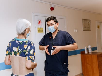 82 года жила с пороком сердца: уникальная операция в Центре Мешалкина