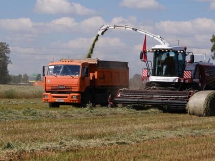 Агрокомплекс Новосибирской области открывает новые производства техники