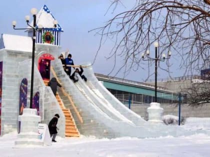 Стало известно, когда закроется Ледовый городок на Михайловской набережной