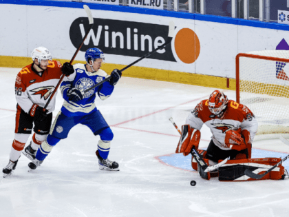 ХК «Сибирь» начинает 2023 год с уверенной победы над принципиальным соперником