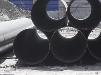 Улицу Нарымскую разрыли возле остановки «Магазин „Альянс“»