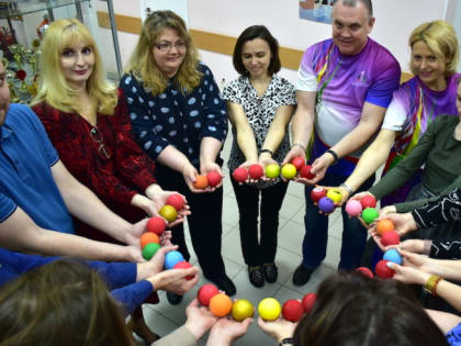 Новосибирцев призвали делать гимнастику и не пьянствовать на работе