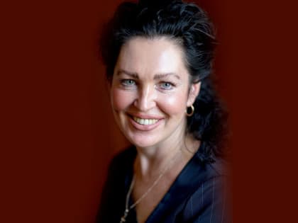 Главную зависимость современных подростков назвала психиатр-нарколог из Новосибирска