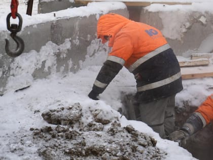 Для замены теплосети улицу в центре Новосибирска раскопают до конца июля