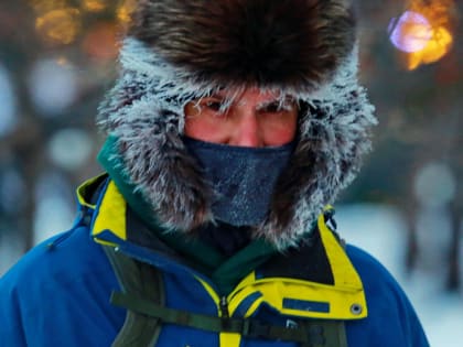 Глаза мёрзнут, лицо отваливается: как новосибирцы переносят стужу января