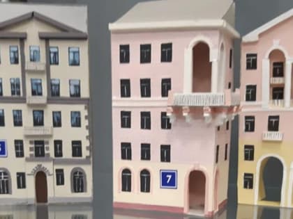 Выставку «От избы до небоскрёба» с макетами домов открывают в Дзержинке