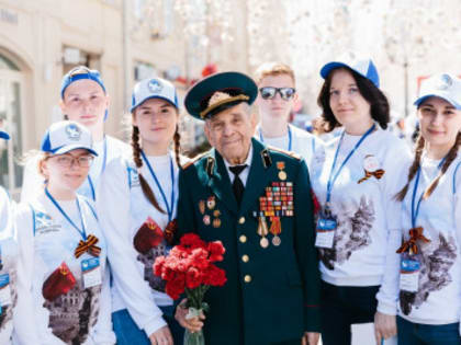 Новосибирских добровольцев приглашают стать Послами Победы на народном шествии в Москве