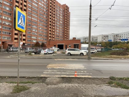 ГИБДД Новосибирска ищет сбившего школьницу водителя