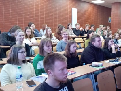 Деловая игра "Твоя игра от Б1" в рамках Дней карьеры НГУЭУ