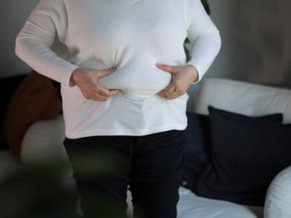 В Новосибирске спасатели помогли врачам перевезти бабушку весом 160 килограммов