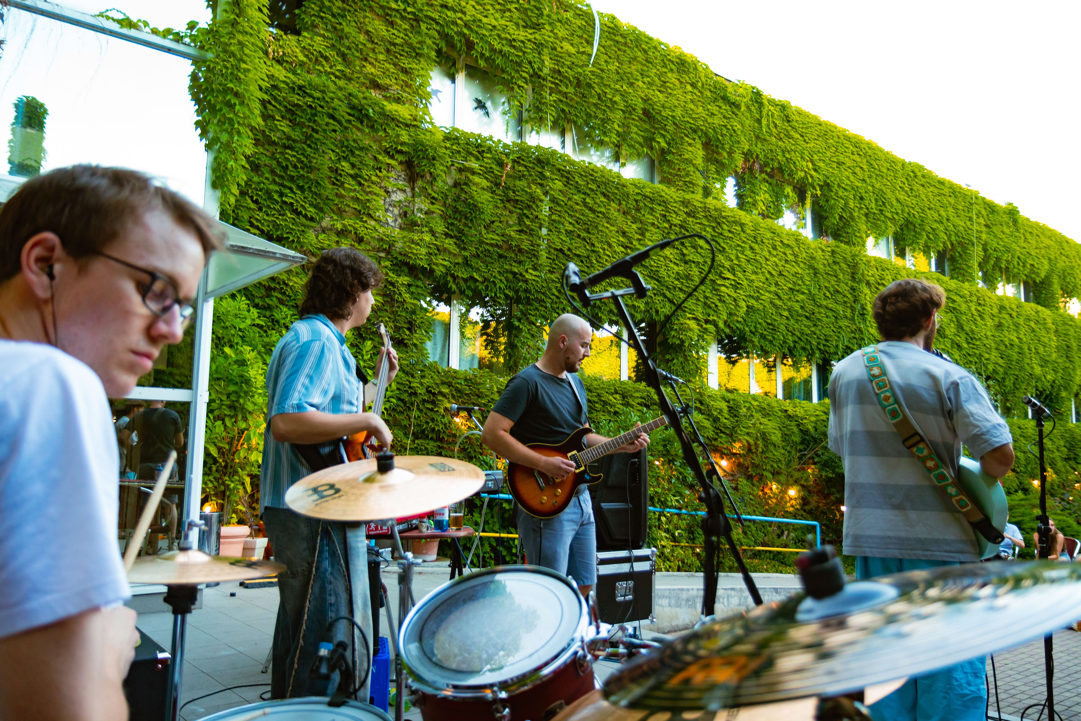 Karak! zenekar a Marczibányi téri Művelődési Házban - Image 1