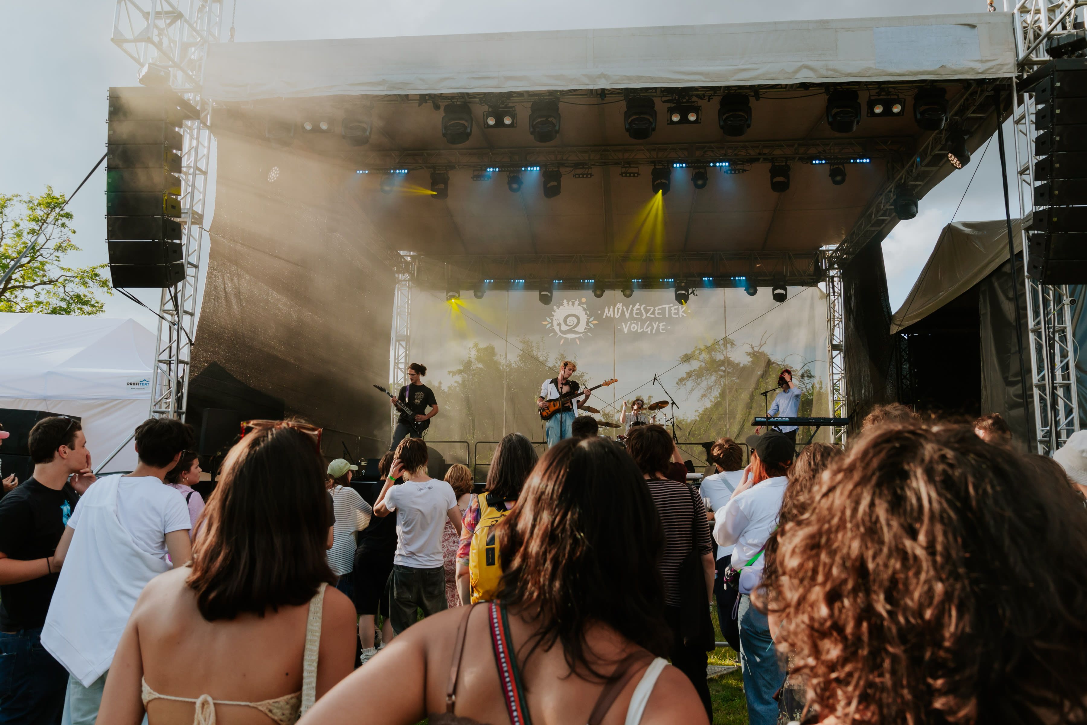 esze tamás zenekar a Művészetek Völgyén