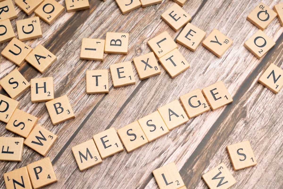 Multi-channel follow-up sequence showing SMS, WhatsApp and email messages arranged in strategic order