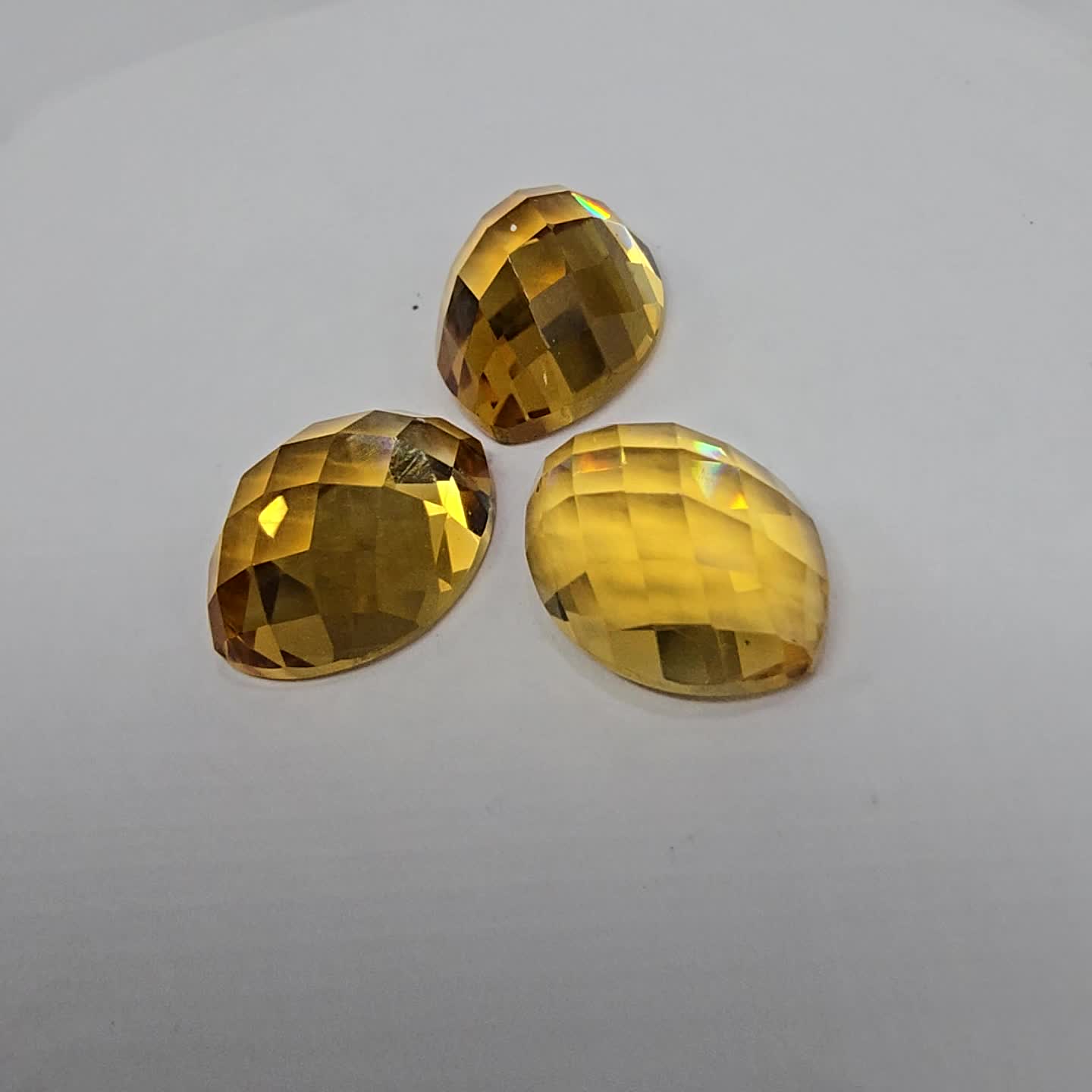 Anteprima video Lotto con 3 Citrini Taglio Marquise 12x16 mm - 28,50 ct