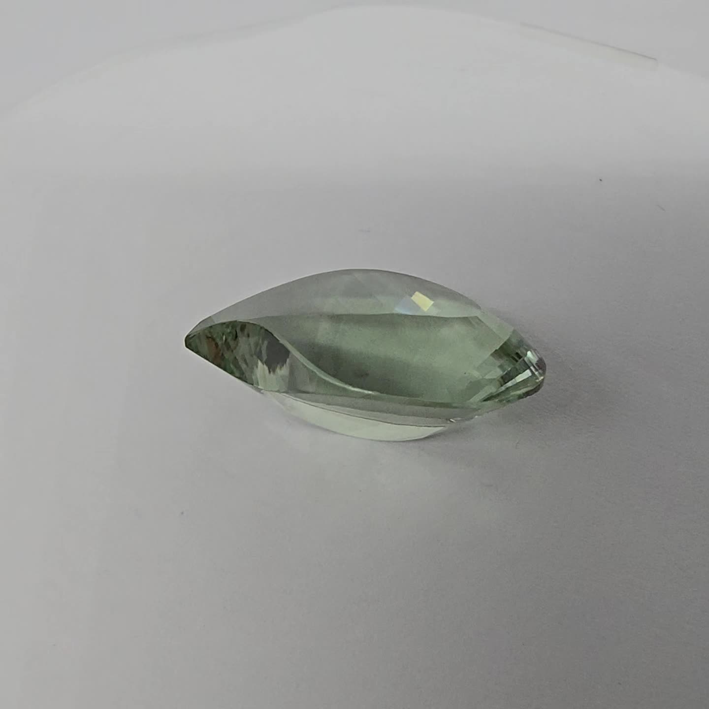Anteprima video Prasiolite Ametista Verde  Taglio Goccia 18x24 mm - 21,32 ct