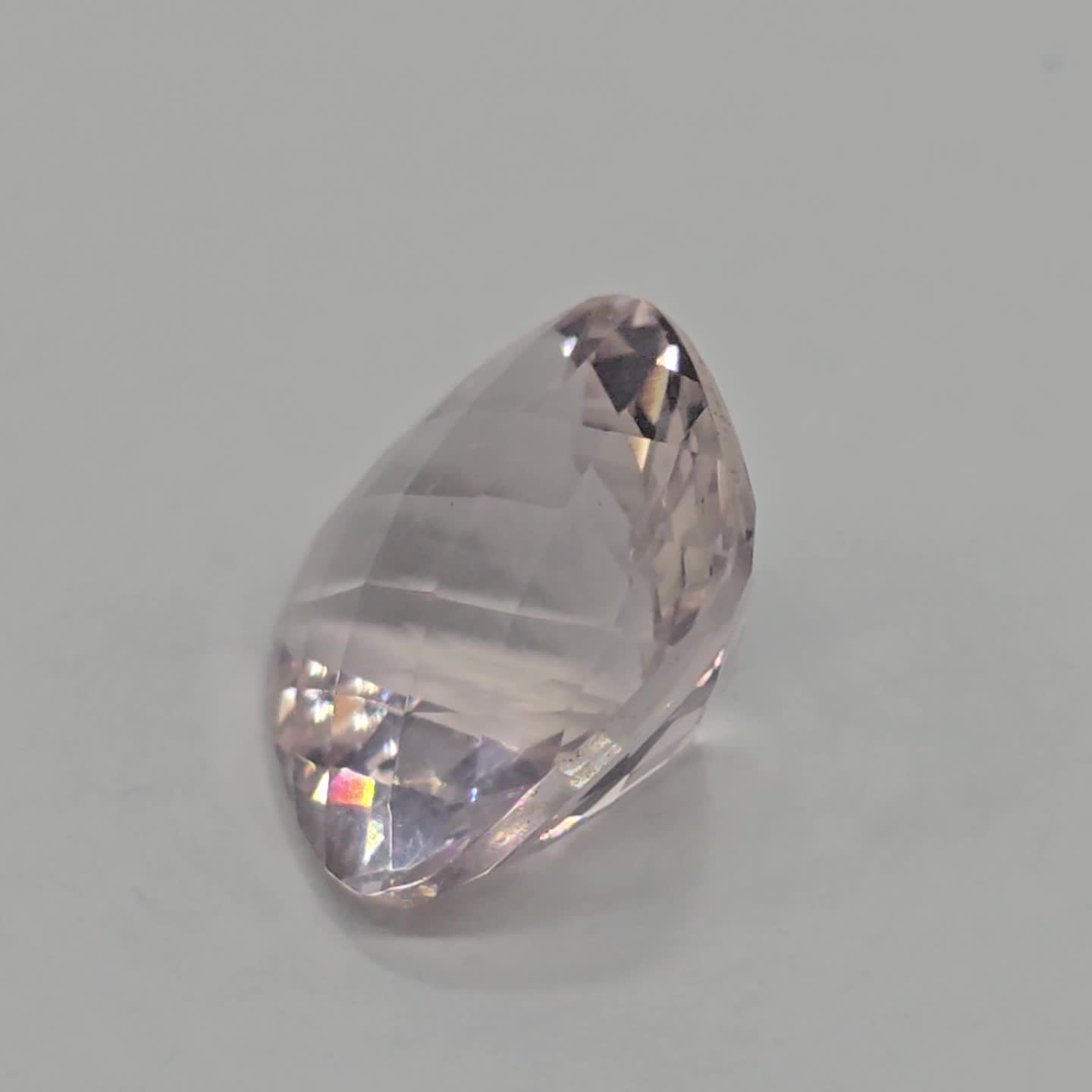 Anteprima video Quarzo Rosa  Taglio:  Cushon 14x14mm - 10 ct